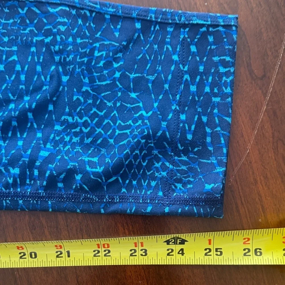 Lululemon Athletica Woman’s Athleisure  Jet Crop Blue Geometric Jogger Pants
